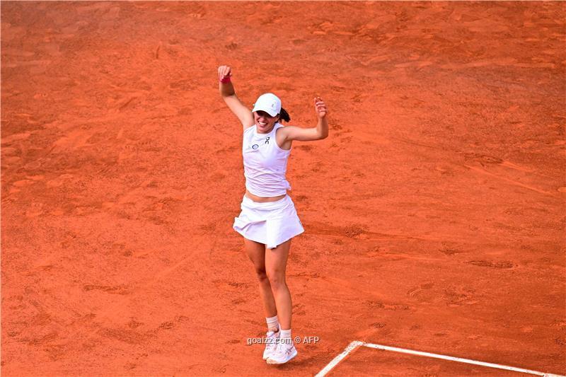 Iga Swiatek Fends Off Unseeded Muchova To Win 3rd French Open