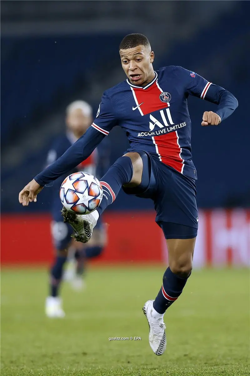 Kylian Mbappé en action - ✌ Médiapi