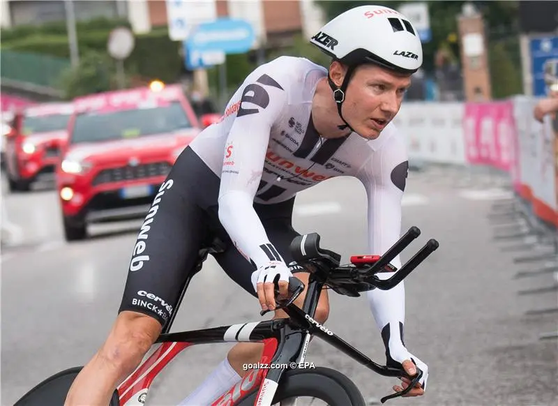 Kelderman Takes Lead As Stelvio Climb Blows Giro Apart