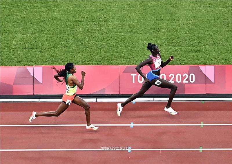 America's Mu through to 800m final, keeping alive quest for gold
