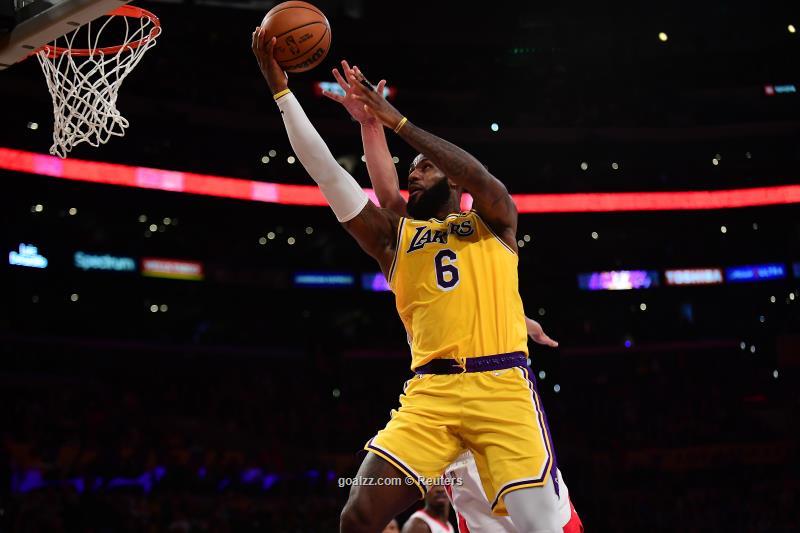 Lakers' LeBron James awaits Cleveland reunion